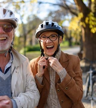 Ageing well with MS_hero image